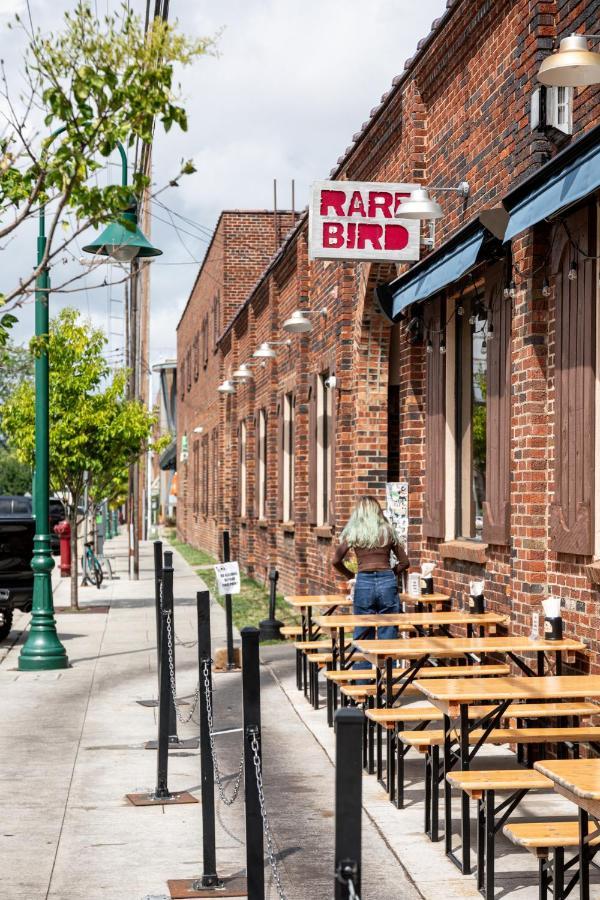 Midtown Modern - Urban Condo Walkable To Bars And Beach Traverse City Buitenkant foto